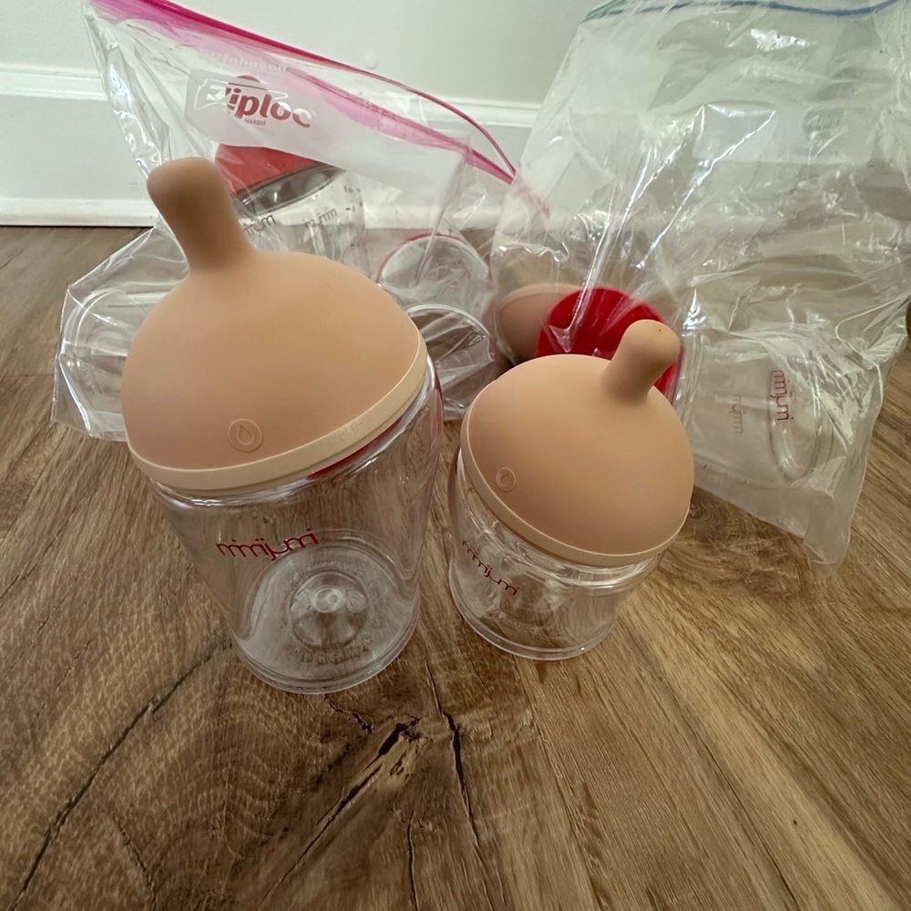 Mimijumi bottles. Mixed sizes. 6 total.